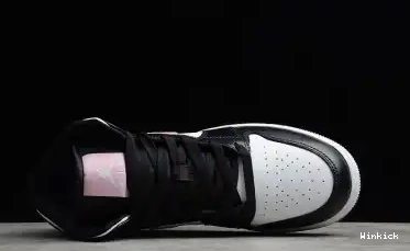 555112-103 WHITE ARCTIC MID LIGHT AIR PINK-BLACK 1 JORDAN 0507